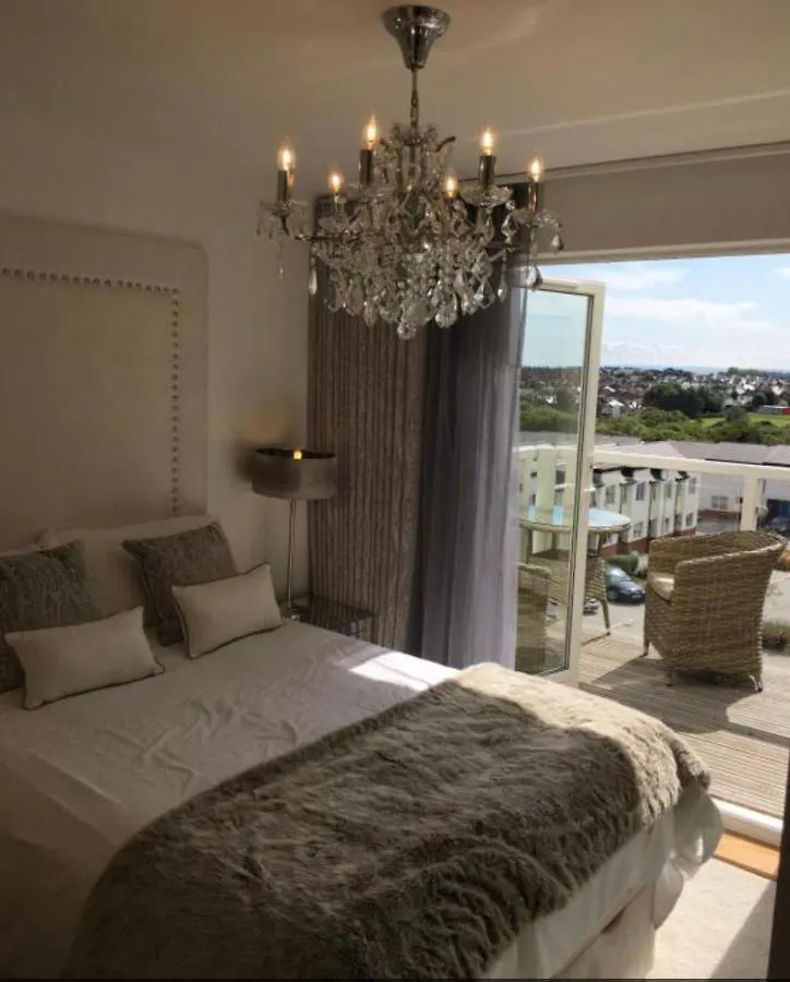 Cardiff Luxury Apartments 0*,