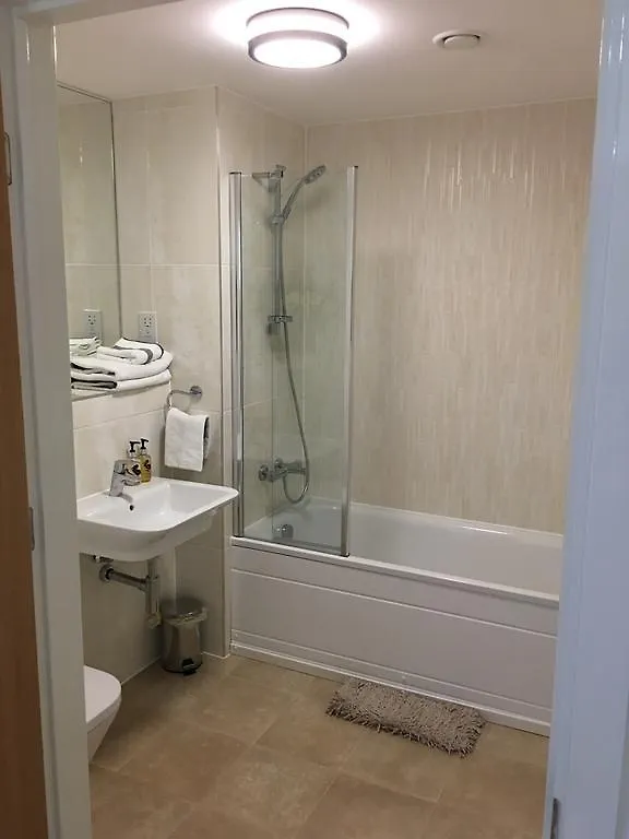 Cardiff Luxury Apartments 英国